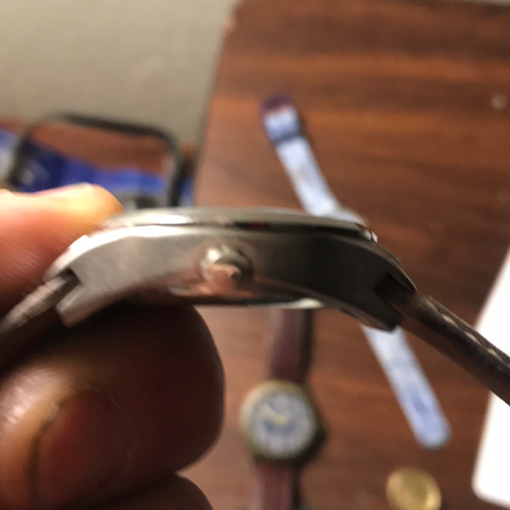Watch - Picture 3 of 3